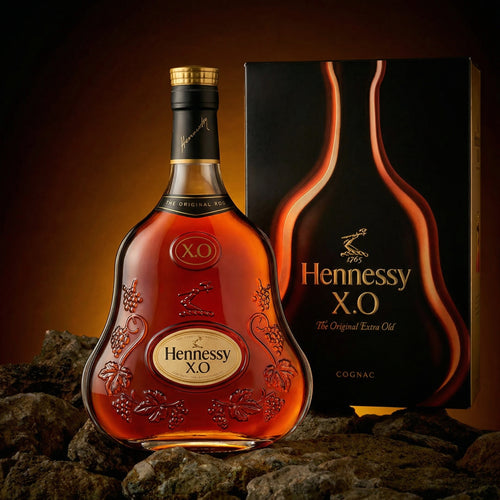 Hennessy X.O (700ml / ABV: 40%)